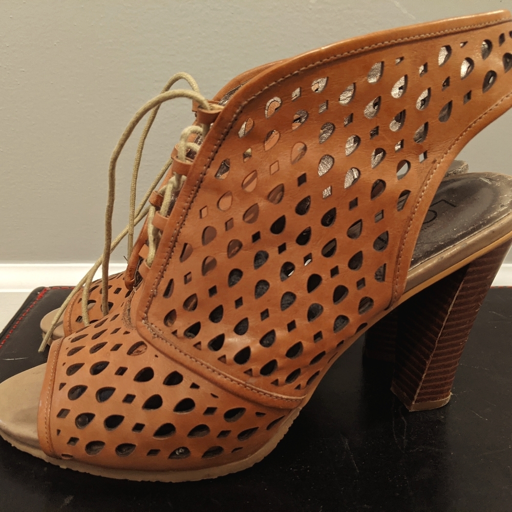 LOFT eyelet heeled bootie sandals